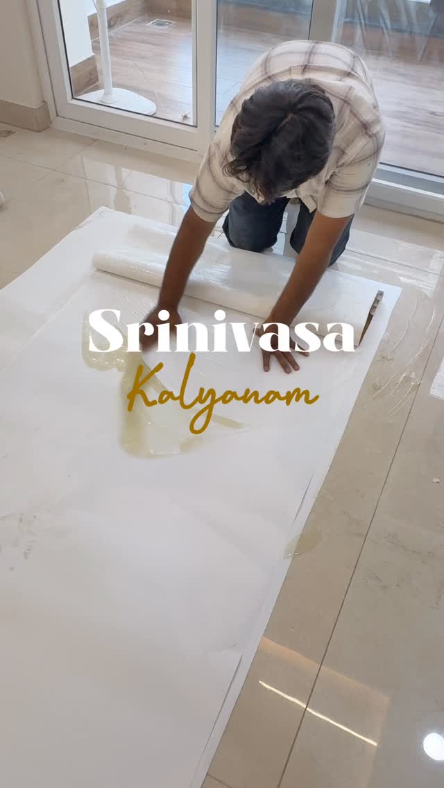 Custom Wallpaper Detail